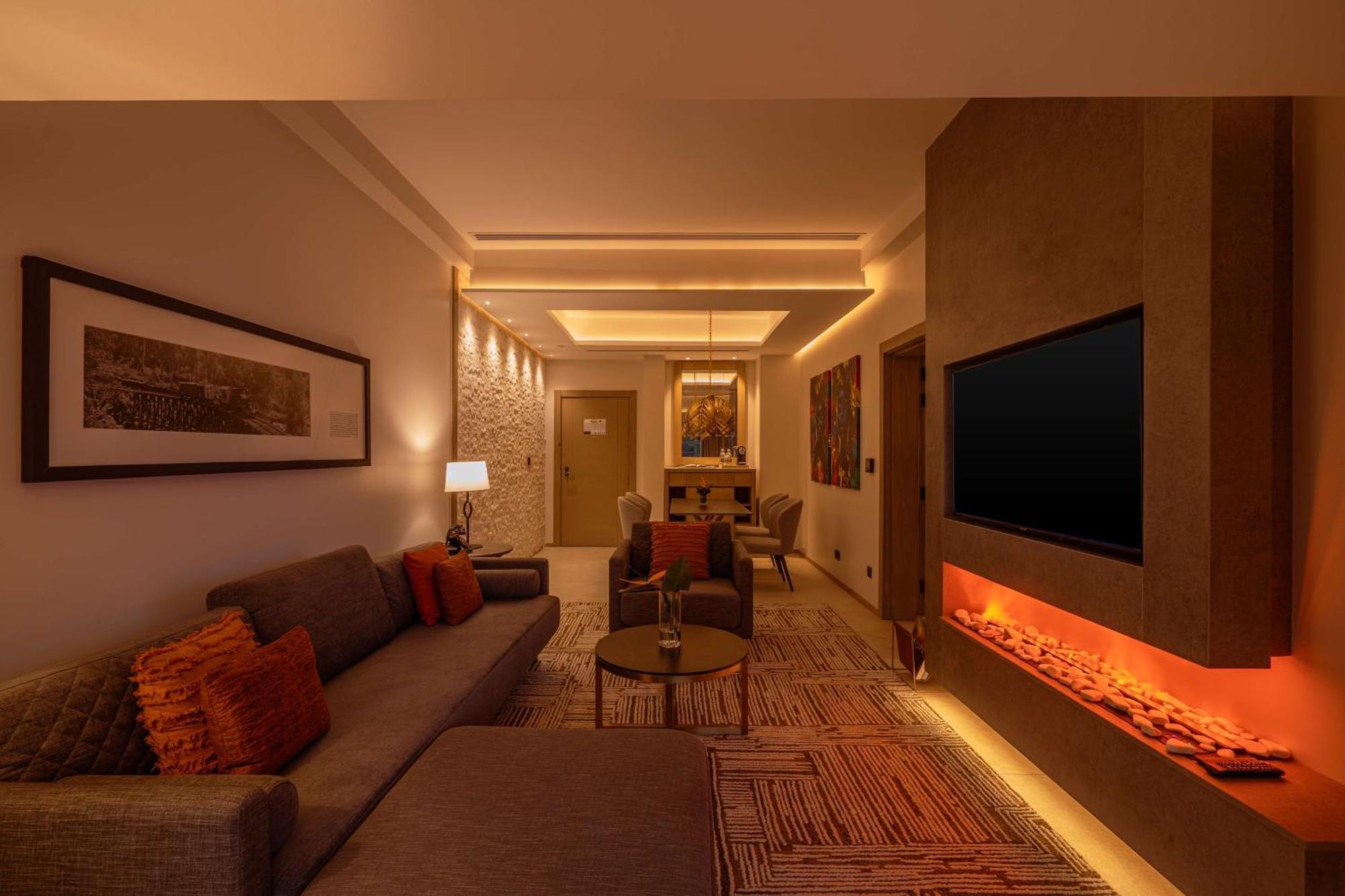 Hotel Kwetu Nairobi, Curio Collection By Hilton Exterior foto